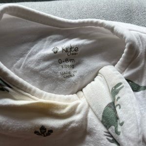 Kyte baby sleep sack 1.0 tog size small. Dinosaur print.